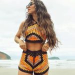 Hariany Almeida Instagram – Dando uma refrescada na mente💆🏻‍♀️✨ Praia Da Baleia , São Sebastião/sp