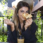 Hariany Almeida Instagram - Que manhã incrível! Hoje tive a oportunidade de participar de um evento de influenciadores, onde compartilhei um pouquinho da minha trajetória e como tenho me mantido firme no mercado após os realities. Foi maravilhoso ter cada um de vocês lá presentes! ✨❤️ São Paulo, Brazil