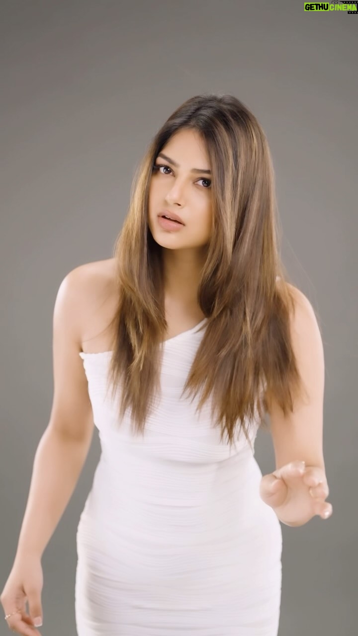 Harnaaz Kaur Sandhu Instagram - So as we stepped into 2024, I was really looking forward to a change! And what better way than to start with a new hair color, right? And the best part is - the process was so much fun! We also used the #iNoaID app by @lorealpro_education_india which has a virtual hair color try on, so the color decision was even simpler! ✨ Thank you for this beautiful new look @shinejanarthanan that you created for me! The Reds hair color trend is here to stay! 🔥♥️ #Ad #HairColor #LorealProInReds #LorealProfIndia #LorealProlndia #LproReds #GoRed #iNOAreds #ShadesOfRed