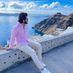 Haroon Kadwani Instagram – 💙 Santorini, Greece