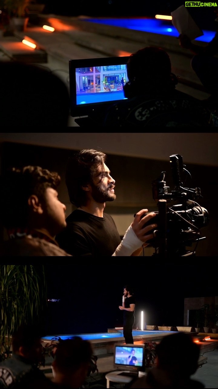 Haroon Kadwani Instagram - Here’s a glimpse at some exclusive behind the scenes of all the hardwork, memories and fun from the sets of ‘Jhoom’❗💫 Watch the Last Episode of Jhoom tonight at 8PM on Geo Entertainment❗️ #Jhoom #GeoEntertainment #7thSkyEntertainment #AbdullahKadwani #AsadQureshi #HashimNadeemKhan #AliFaizan #HaroonKadwani #ZaraNoorAbbas