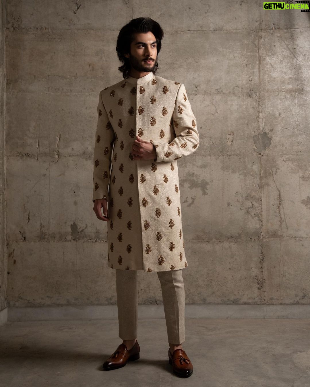 Haroon Kadwani Instagram - @officialfahadhussayn @maramaabroobeauty @bcwpakistan