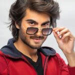 Haroon Kadwani Instagram – I shall see you… tonight at 9pm only on Geo Entertainment ‼️ Stay tuned ‼️
#TeriMeriKahani #7thSkyEntertainment Karachi, Pakistan