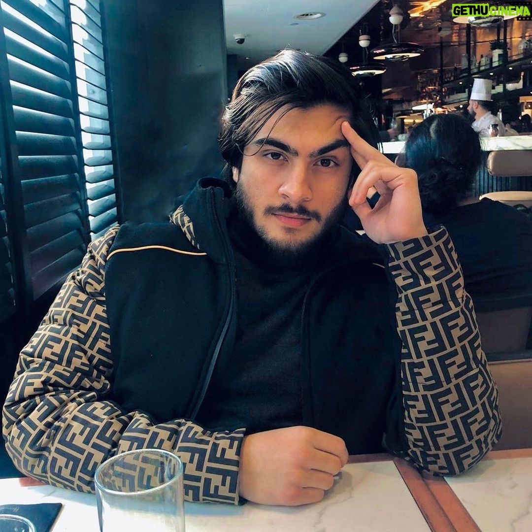Haroon Kadwani Instagram - - been a while 💥