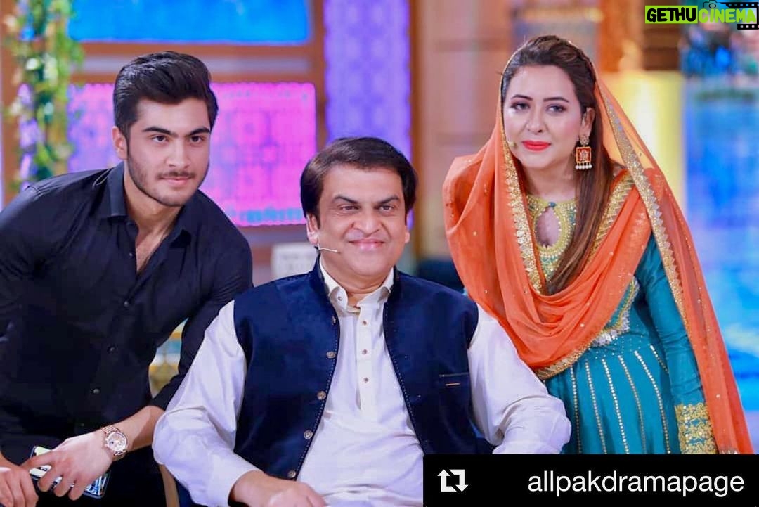 Haroon Kadwani Instagram - #Repost @allpakdramapage ・・・ The renowned celebrity and producer #AbdullahKadwani made a guest appearance with his son on #EhsaasRamzan today hosted by our very own #RabiaAnum ✨ #AbdullahKadwani #HaroonKadwani #GeoEntertainment @harpalgeotv Karachi, Pakistan