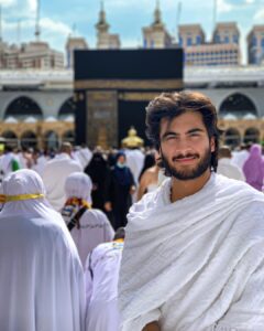 Haroon Kadwani Instagram - اَلْحَمْدُ للَّهِ رَبِّ الْعالَمِينَ المسجد الحرام مكة المكرمة
