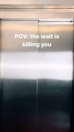 Harry Shum Jr. Instagram - The wait is over!  Season 20 of @greysabc starts tonight!
@harryshumjr 
@greysabc 
#greysanatomy #elevatorboys #stitch