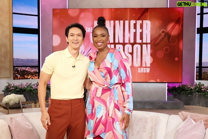 Harry Shum Jr. Instagram - •From GETTING SERVED to GREY’S• w/ the delightful @iamjhud on her new show @jenniferhudsonshow airs today! #greysanatomy PhotoCred: Chris Millard/ Warner Bros. Warner Bros Studios