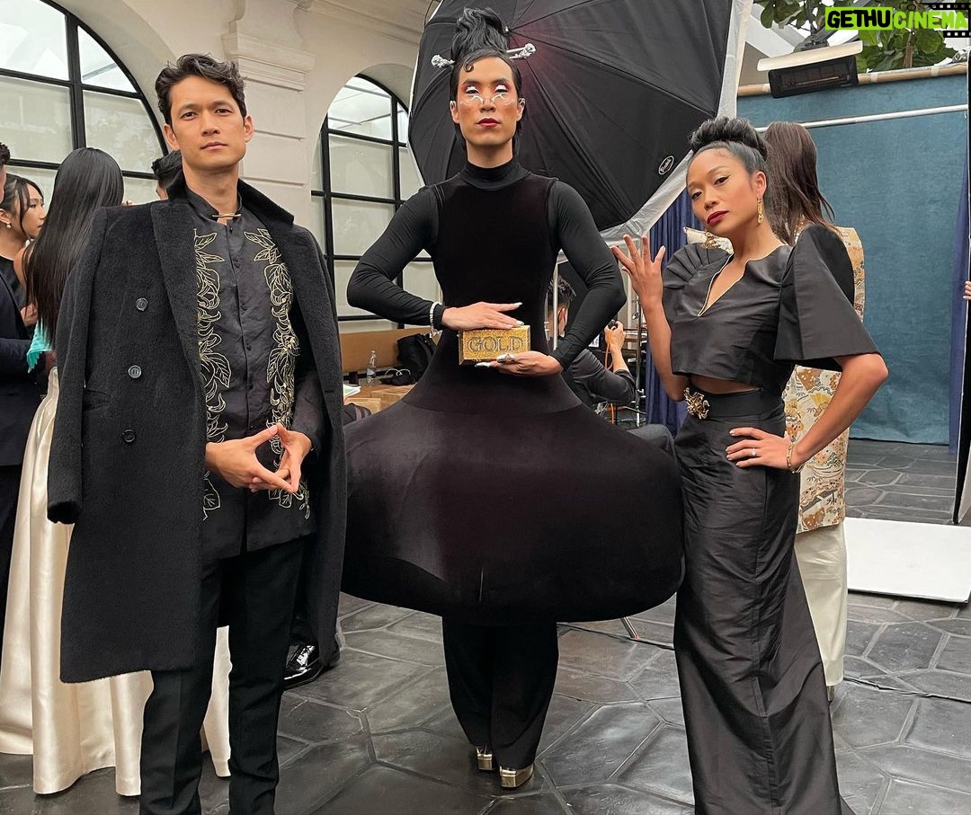 Harry Shum Jr. - 115.8K Likes - Unofficial welcoming pose and giving love to 🇵🇭 A custom Modern Chinoy Barong with a stunning Pinay serving up the theme just right for the GOLD GALA. A spectacular night with spectacular people! Congrats to all the honorees for their contribution in moving the needle forward for the AAPI community. A toast to the hard working folks @goldhouseco & @bingchen for hosting the first of many! #goldgala #A100 #aapiheritagemonth
Threads: @vintagallery
Styled by: @warrenalfiebaker & @shelbyrabara