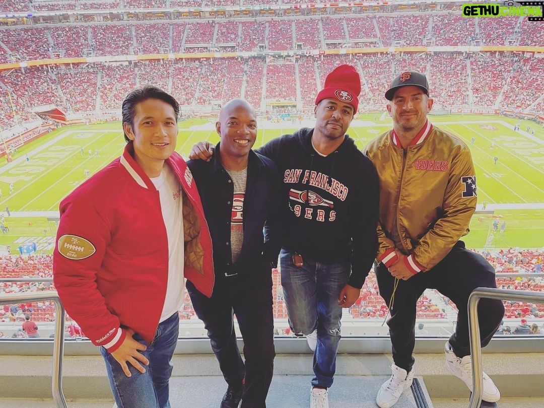 Harry Shum Jr. Instagram - Boys trip out to the bay to support our @49ers and had an epic time even tho we fell short. Too many heart attacks throughout the game. The last video “cot damnit” 😂 Those last 3 seconds!!!! Thank you @levis for hosting! Levi's Stadium