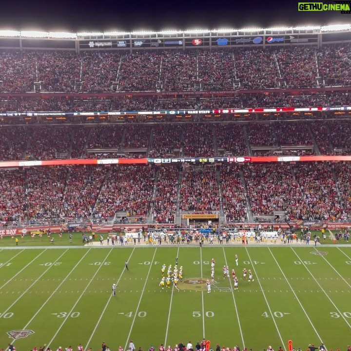 Harry Shum Jr. Instagram - Boys trip out to the bay to support our @49ers and had an epic time even tho we fell short. Too many heart attacks throughout the game. The last video “cot damnit” 😂 Those last 3 seconds!!!! Thank you @levis for hosting! Levi's Stadium
