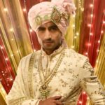 Harshad Chopda Instagram - Geared up for the D-Day ! #yrkkh #yehrishtakyakehlatahai #indianwedding #marwadi #groom #normandylandings #worldwar2 #armour #sword #gearsofwar