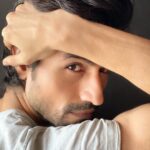 Harshad Chopda Instagram - What’s your why? #selfportrait #consistent #directed #selfmotivated #efforts #consistentdirectedselfmotivatedefforts Mumbai, Maharashtra