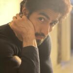 Harshad Chopda Instagram - The secret to the law of attraction is not in what you say(words) , it’s in what you do(actions). #selfportrait #consistent #directed #selfmotivated #efforts #consistentdirectedselfmotivatedefforts Mumbai, Maharashtra