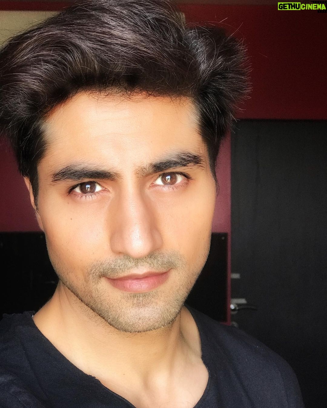 Harshad Chopda Instagram - Still not enough but couldn’t wait more! P.s- thank you for every call message post tweet video video mixes pictures edits etc and most importantly for the kindness you have shown for the needy. This time my birthday felt like a festival !!!! As always thank you for being so kind to me. 😊