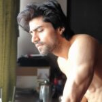Harshad Chopda Instagram - Expectations vs reality.
