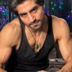 Harshad Chopda Instagram - Every holi we are supposed to let go off things which are not good for us. This holi I’m letting go off… Sharam 😂😂😂 P.s - happy holi