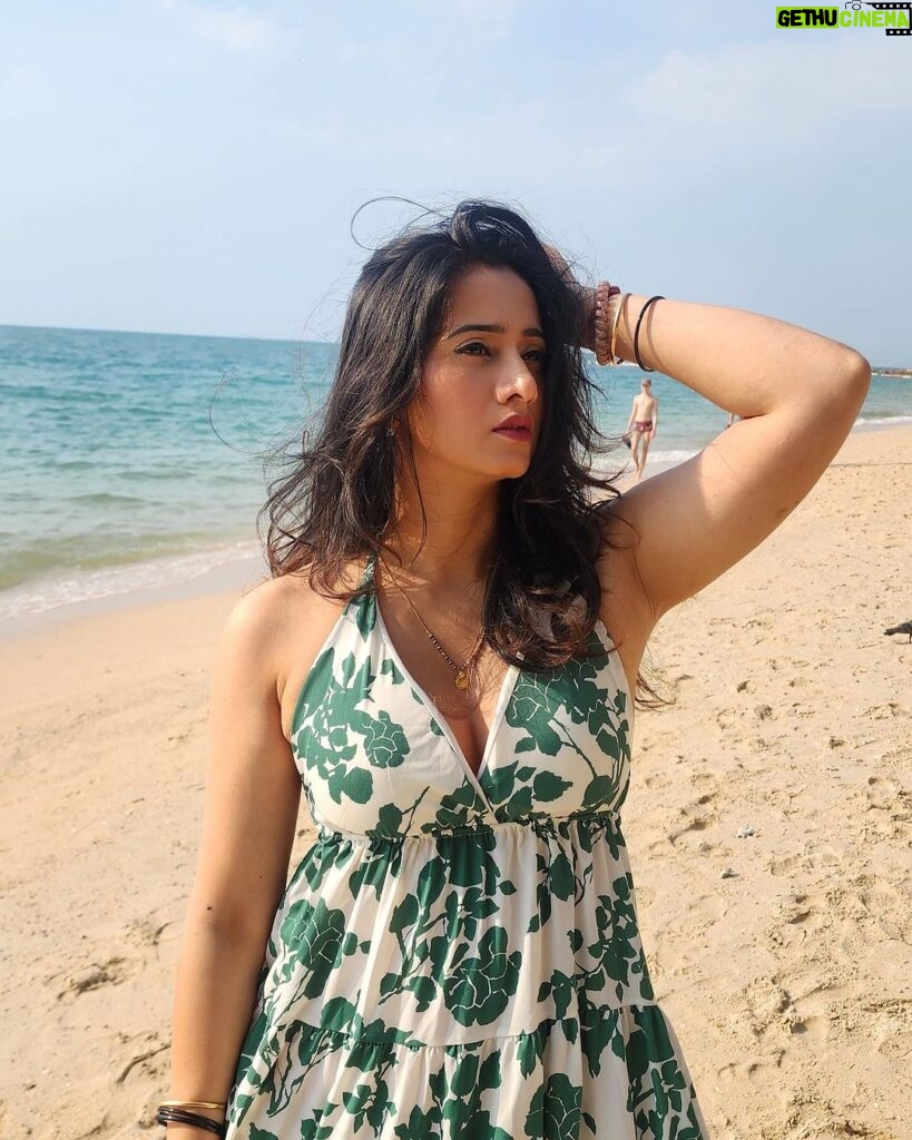 Harshika Poonacha Instagram - #beach #vibes #goodvibes 💕 Long beach, Krabi