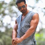 Harshvardhan Rane Instagram - Thank you @tseriesfilms for all the push with promotions ♥️ Now the film will be with the ticket buying audience in a theatre after 2 days! Jacket - @houseofdk Jeans - @siddhantagrawallabel Rings - @ishhaara @ascend.rohank & @thebrocode.in Ear studs - @inoxjewelryin Styled by - @gopikagulwadi Styled with - @priyankaa.a_91 HmU @juveria_k