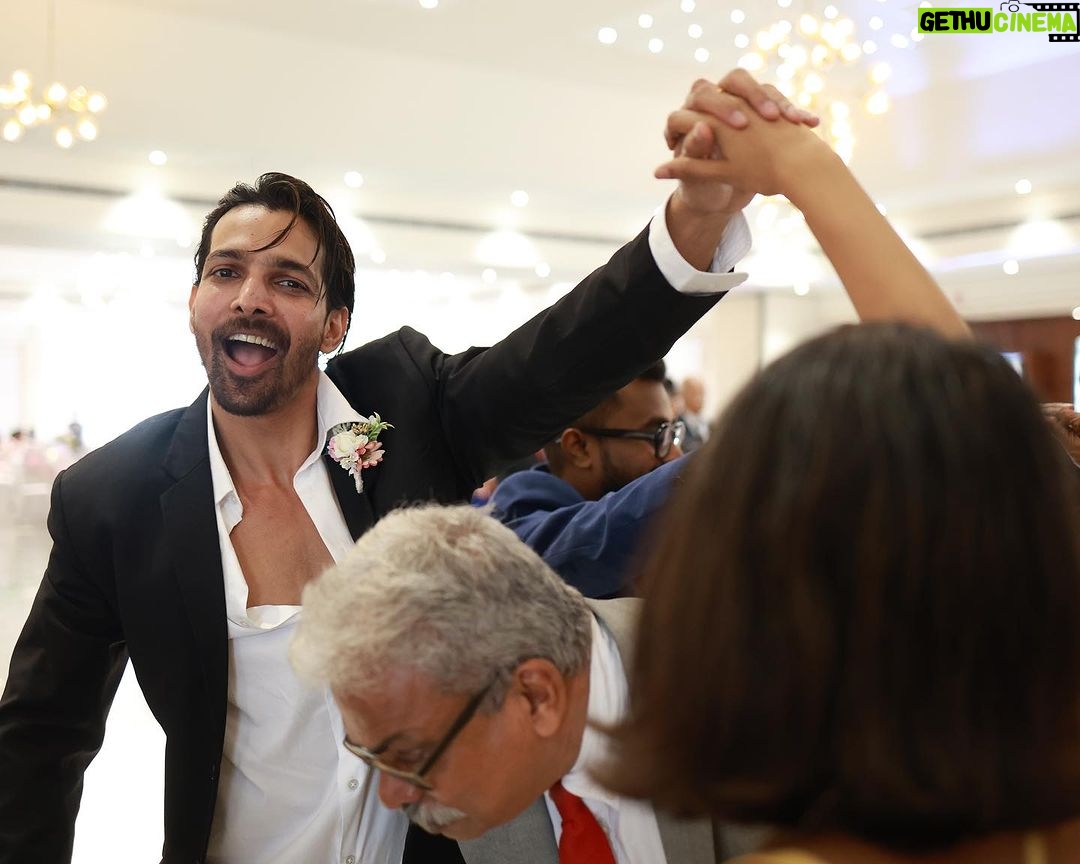 Harshvardhan Rane - 706.3K Likes - The most i have ever danced with my sister ♥️