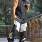 Harshvardhan Rane Instagram – Dange in 7 days in theatre 🎥
HMU – @juveria_k 
Jeans – @siddhantagrawallabel
Accessories – @thebrocode.in 
Style By – @gopikagulwadi 
With – @priyankaa.a_91