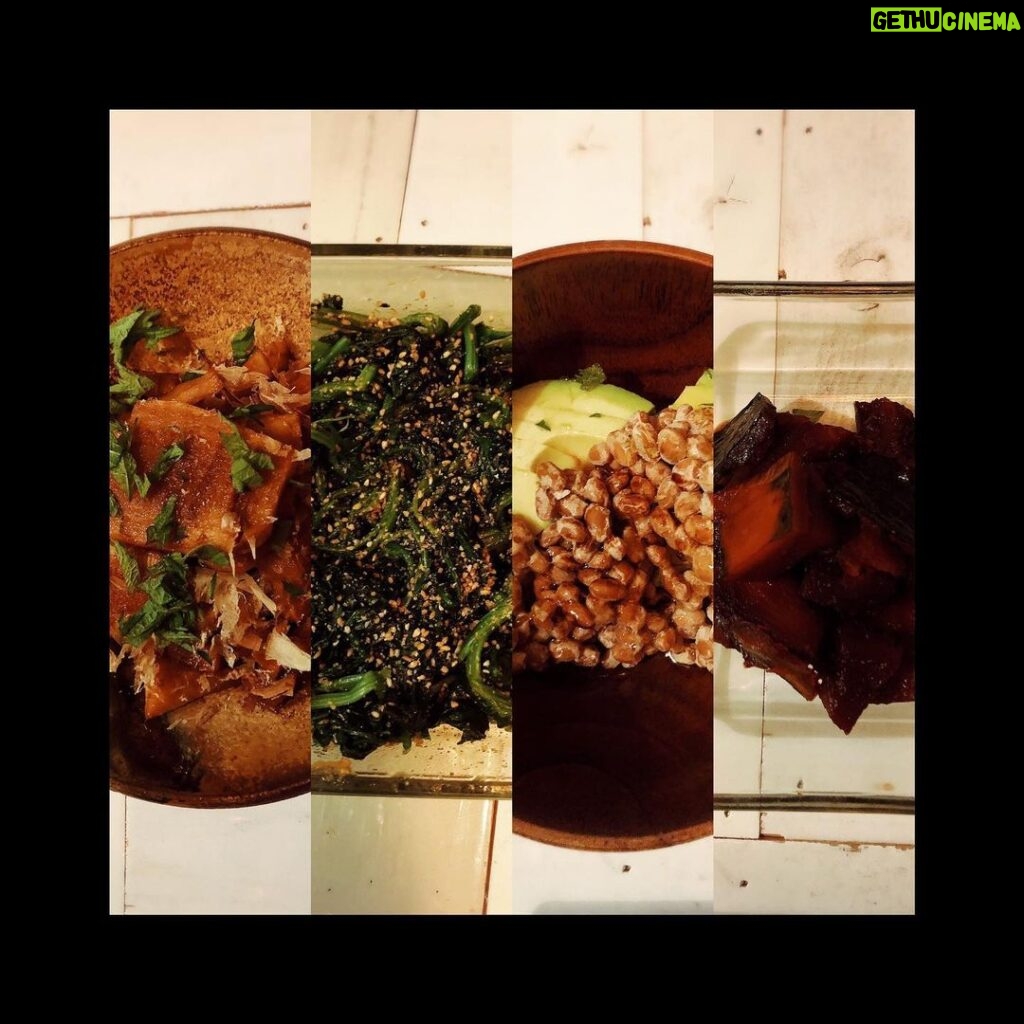 Haruma Miura Instagram - 昨晩の小鉢 ＊たけのこの土佐煮 初めて煮ましたが、旬の物をいただくのは気分を上げてくれますね！ ———————————————————————— ＊ほうれん草の胡麻和え 僕は茹でたほうれん草に、オリーブオイルとお気に入りの醤油を和えます。和食にオリーブオイル和えるの最高なんです。 ———————————————————————— ＊納豆アボガド 同じくオリーブオイルに醤油。これ最高！！ ———————————————————————— ＊かぼちゃの煮付け 砂糖の替わりに蜂蜜入れます。 少しフレーバーが華やかになる気がしました！🐝 でも、なんか煮込みすぎたのか…色濃いですね。笑 #おうちごはん #おうち時間