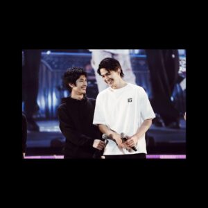 Haruma Miura Instagram - 15周年を迎えた　#ハンサムライブ　お越しいただきありがとうございました。今回約８年ぶりに出演させて頂き、ファンの皆様に感謝の言葉を直接言わせてもらえました。とても楽しい時間だったし
温かな気持ちにもなれたし、初心に戻る事も出来ました。
後輩ハンサム達は本当に頑張ってくれたと思います。これからの活躍や努力にまた刺激を貰えるんだろうなぁと嬉しくなりました。

また会いましょうね！

#その時は
#本当に
#オジサム？
#いやいや
#レジェンド…ハンサム
#レジェサム
#目指さねば 😂
