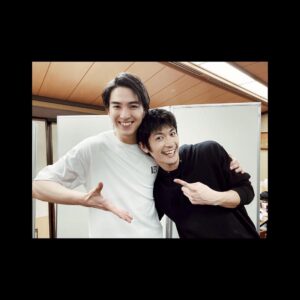 Haruma Miura Instagram - 15周年を迎えた　#ハンサムライブ　お越しいただきありがとうございました。今回約８年ぶりに出演させて頂き、ファンの皆様に感謝の言葉を直接言わせてもらえました。とても楽しい時間だったし
温かな気持ちにもなれたし、初心に戻る事も出来ました。
後輩ハンサム達は本当に頑張ってくれたと思います。これからの活躍や努力にまた刺激を貰えるんだろうなぁと嬉しくなりました。

また会いましょうね！

#その時は
#本当に
#オジサム？
#いやいや
#レジェンド…ハンサム
#レジェサム
#目指さねば 😂