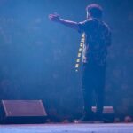 Hasan Can Kaya Instagram - Stand Up Party ile Avrupa Turnemizin ilk ayağını Berlin’deki muhteşem final ile sonlandırdık 🔥🔥 Bu vesileyle dün Berlin Tempodrom’u dolduran binlerce kişi başta olmak üzere, herkesin Dünya Tiyatrolar Günü’nü kutlarım❤️ Avrupa’daki izleyicilerimizle Mayıs’ta ikinci Avrupa turnesinde tekrar görüşeceğiz ama ondan önce biletleri çıktığı gibi tükenen 28/29/30 Mart Bostancı Gösteri Merkezi Gösterilerinde ve Konuşanlar çekimlerinde bir araya geleceğiz. Sizi çok seviyorum..❤️❤️