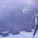 Hasan Can Kaya Instagram - Hamburg’u yıktık🔥 Dün akşam Barclays Arena’da birlikte gülmekten yorulduğumuz herkese çok teşekkür ederim ❤️ Hamburg, Germany