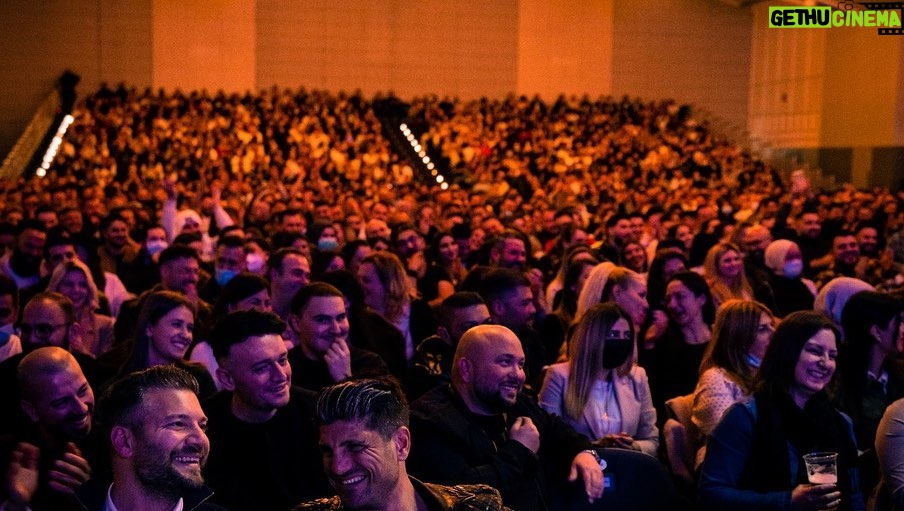 Hasan Can Kaya Instagram - Dün gördüğümüz Dortmund rüyası! 🤩 Sizi çok seviyorum ❤️