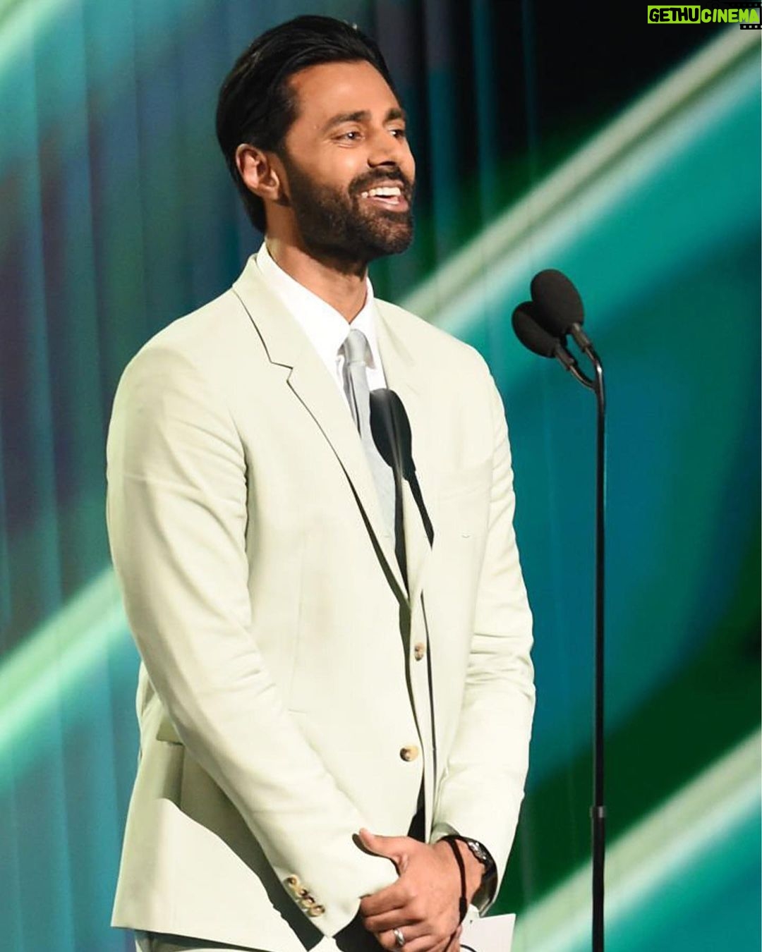 Hasan Minhaj Instagram - Congrats to Angel Reese and LSU Women’s Basketball on your ESPYS win. You can’t see me, but only cuz you’re taller than me! Got me feelin’ 5’9 out here smh 🤦🏽♂️