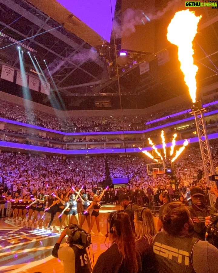 Hasan Minhaj Instagram - We’ll be back. #BeamTeam #SacramentoProud Golden 1 Center