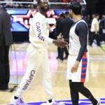 Hasan Minhaj Instagram - 0 points, ♾️ memories. thx for having me @nba 🙌🏾