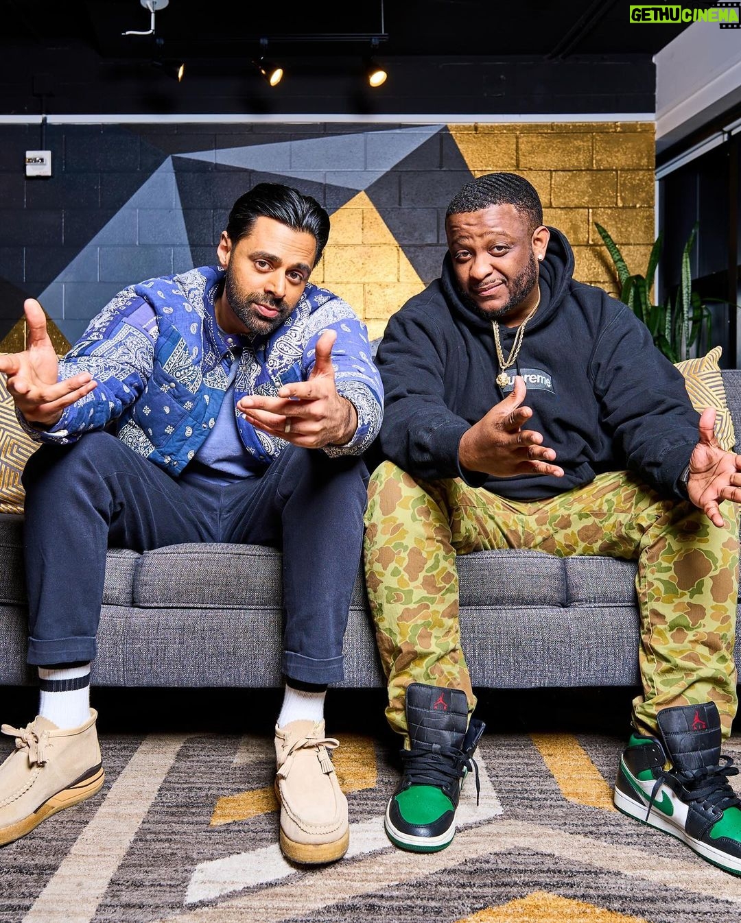 Hasan Minhaj Instagram - WASHINGTON DC. Thank you for letting me roast McLean, PG County, and the insufferable bougies who shop at Tysons II. You endured the cold and had to line up by the wharf, where I’m sure some senator has dumped a body they want to get rid of. Shout out to the uncles who double fisted @kolkatachaico and didn’t let others get a complimentary cup of chai. I see you. I see you. The Anthem