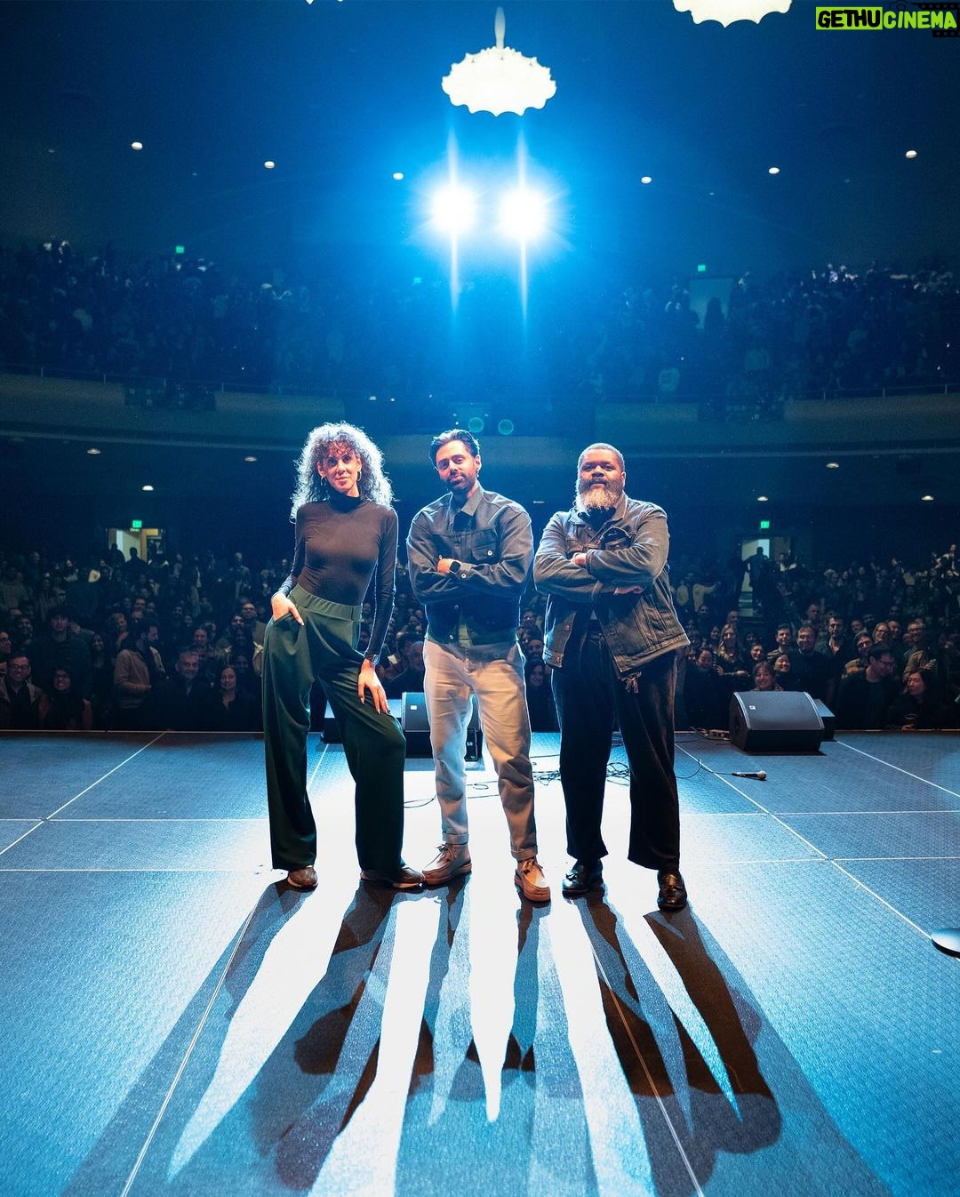 Hasan Minhaj Instagram - BAY AREA. Thank you for trekking from Fremont for 4 amazing shows at the @sfmasonic . Parking was mad expensive so I got you free chai from @kolkatachaico. We like free things. Today’s an important day in the bay. So even though I’m from Davis, I gotta say Go Niners 🏈 The Masonic