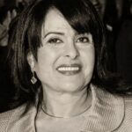 Hassan El Fad Instagram - حزين لرحيل الأستاذة خديجة أسد. للا خديجة مشوار فني حافل بالرقي و الأناقة و القيم الفنية و الإنسانية العالية . عرفتها باسمة سامية سخية طيبة ، رحمها الله و أسكنها فسيح جناته و ألهم أبنائها و أهلها الصبر و السلوان. إنا لله و إنا إليه راجعون.