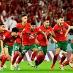 Hassan El Fad Instagram - كل الحب و التقدير و الإمتنان للمدرب ، للاعبين ، للجمهور العظيم لكل من منحنا هذا الكم الهائل من الفخر في ملحمة الإعتزاز. 👑🇲🇦🇲🇦❤❤❤❤ أنتم الأبطال 👑🇲🇦 Montreal, Quebec