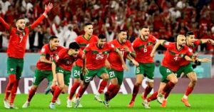 Hassan El Fad Instagram - كل الحب و التقدير و الإمتنان للمدرب ، للاعبين ، للجمهور العظيم لكل من منحنا هذا الكم الهائل من الفخر  في ملحمة الإعتزاز. 👑🇲🇦🇲🇦❤❤❤❤

أنتم الأبطال 👑🇲🇦
