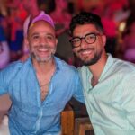 Hassan El Shafei Instagram - كنت محظوظ اني اشتغلت في رأيي مع واحد من أهم الملحنين والشعراء، ملحن مثقف وشارب من ثقافة الفن المصري القديم لكن في نفس الوقت متجدد ومطور من فكره ومواكب التطور الموسيقي. وكفاية إن إسمه الشافعي..❤️ @azizelshaf3i