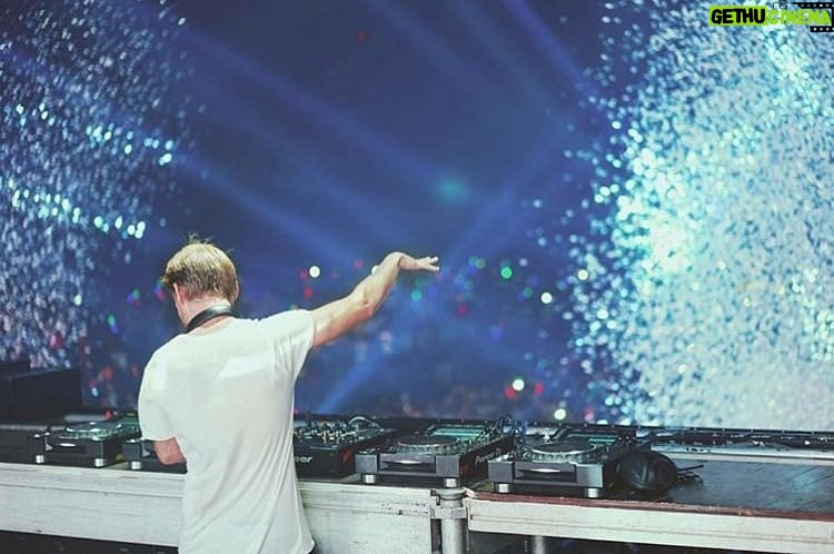 Hassan El Shafei Instagram - Avicii always reminded me that no matter how big your dreams are, you can always achieve them. Today, he’s a reminder that life is just too short, that you should always appreciate the magic before it fades. RIP @Avicii