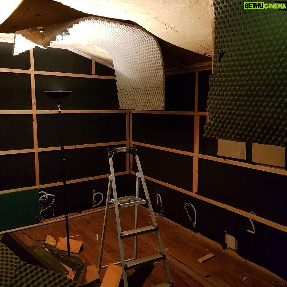 Hassan El Shafei Instagram - What happened to my studio!!