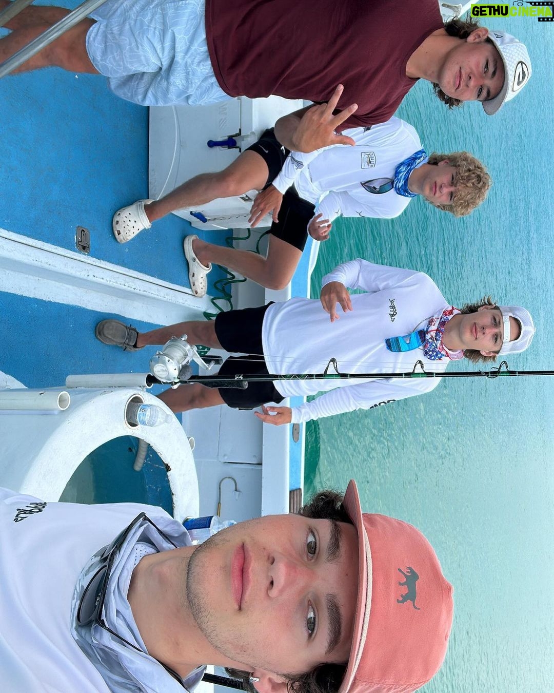 Hayden Summerall Instagram - Lil Florida dump🌴🐬 Destin, Florida