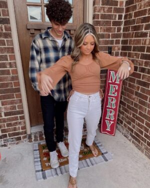 Hayden Summerall Instagram - merry thanksgiving🦃 i’m thankful for all of you ❤️