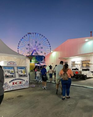 Hayden Summerall Instagram - our State fair is the best State fair❤️