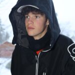 Hayden Summerall Instagram - snowboarding is honestly one of the most fun things to do with friends🏂 Big Bear Lake, California