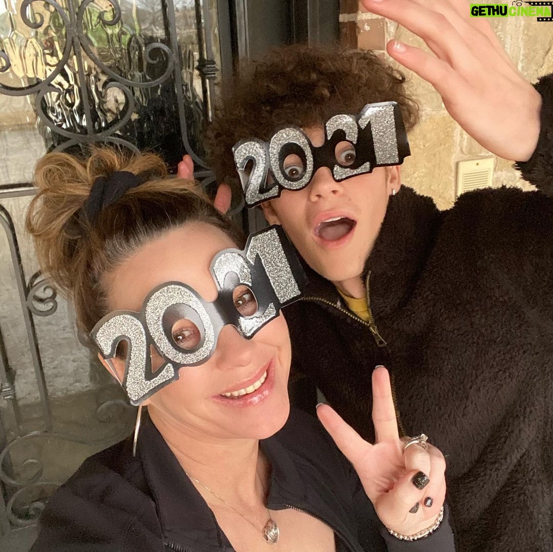 Hayden Summerall - 67.5K Likes - bye bye 2020.... 2021 let’s go crazy🔥
thanks for all the support and love❤️