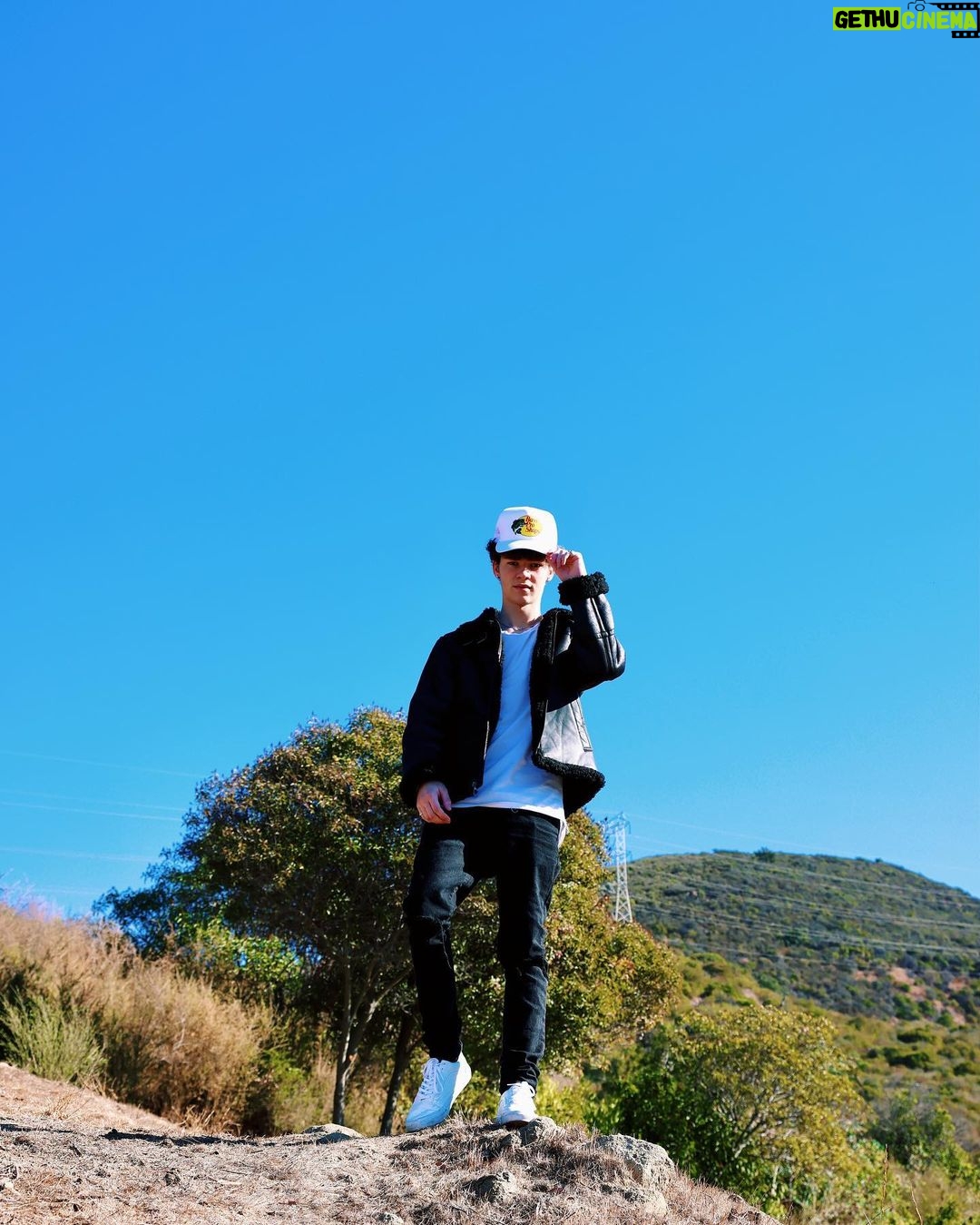 Hayden Summerall Instagram - let’s explore the hills 🤍 Los Angeles, California