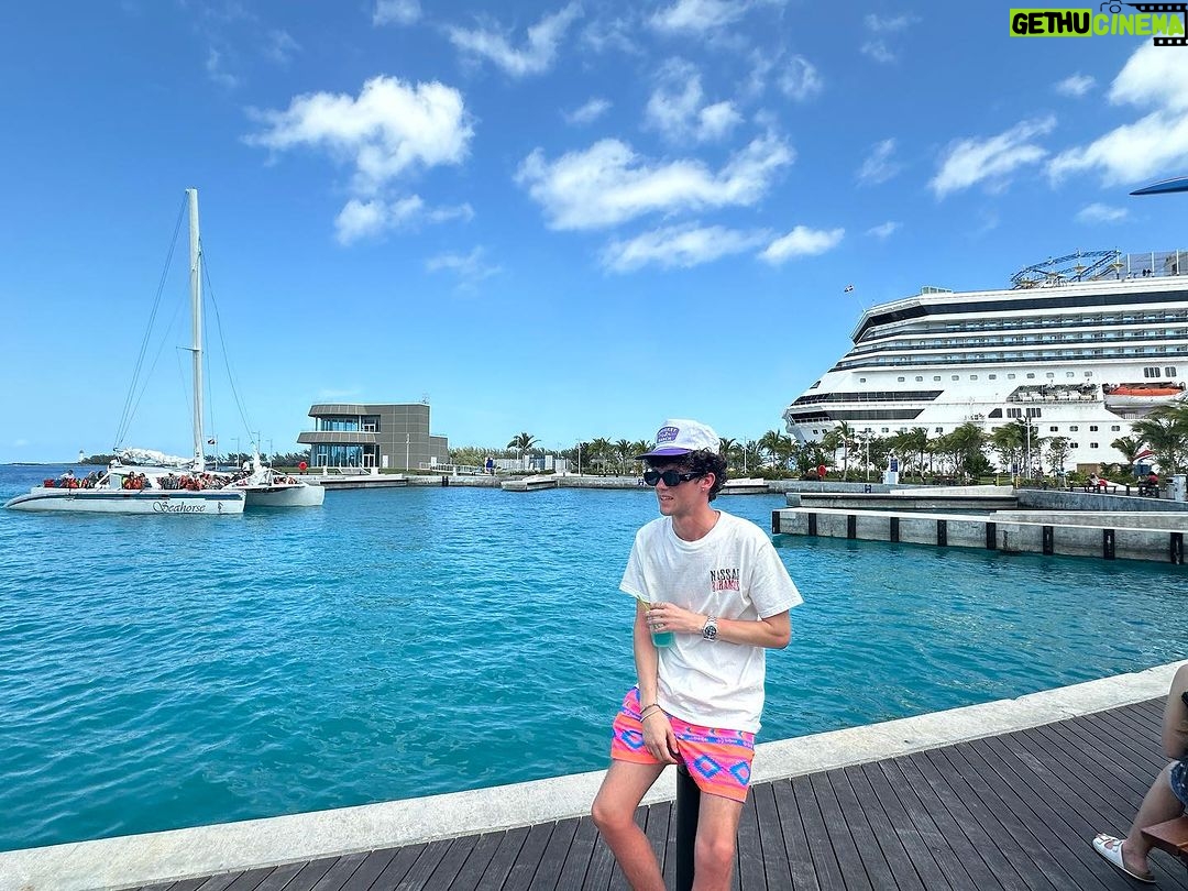 Hayden Summerall Instagram - The Caribbean does it differently 🌴🥥 Nassau Bahamas