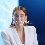 Hazal Kaya Instagram - En sevdiğim serumu merak ettiğinizi biliyorum, işte cildimin vazgeçilmezi: @lancomeofficial Advanced Genifique Onarıcı Serum 🤍 Siz de deneseniz neden vazgeçemediğimi çok iyi anlayacaksınız. #isbirligi